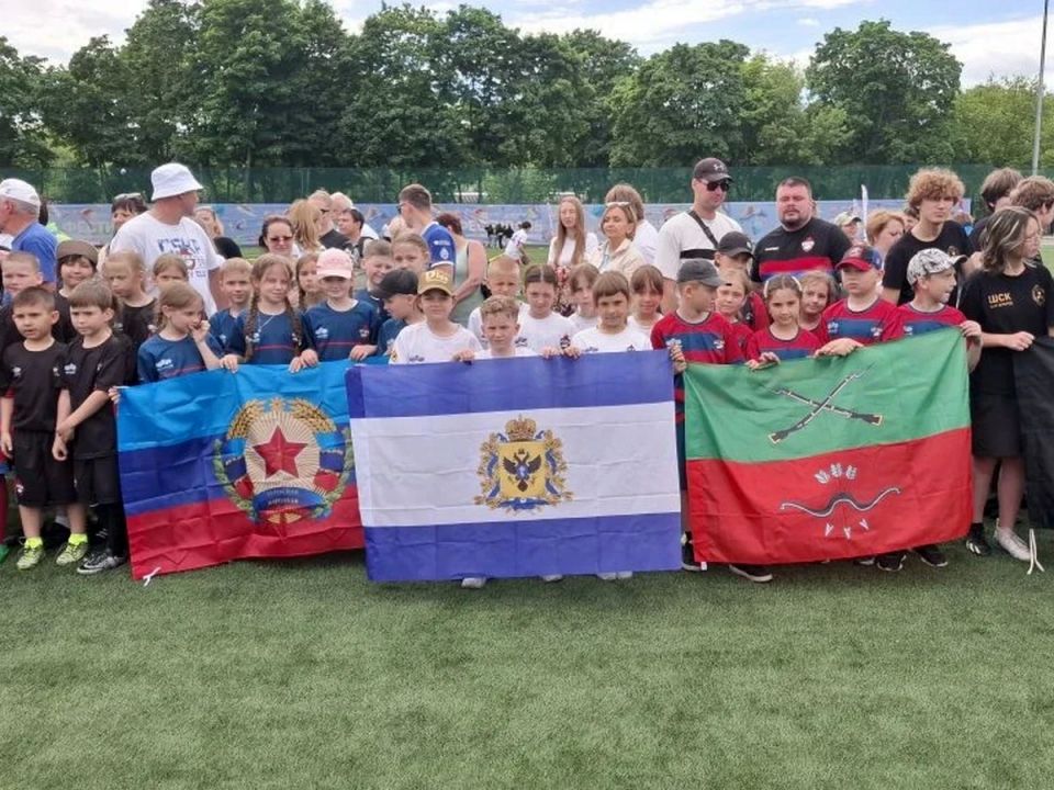 Сивашская школа на спортивной арене столицы: как прошёл турнир по тэг-регби в Лужниках Сивашская школа на спортивной арене столицы: как прошёл турнир по тэг-регби в Лужниках