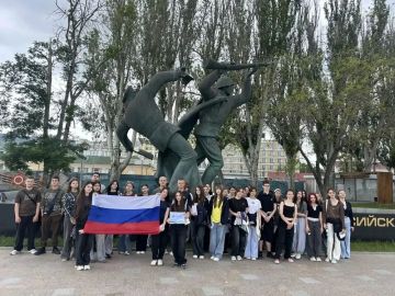 В апреле–мае 87 юных жителей Херсонской области совершили две пятидневные поездки в Крым по программе "Больше, чем путешествие"