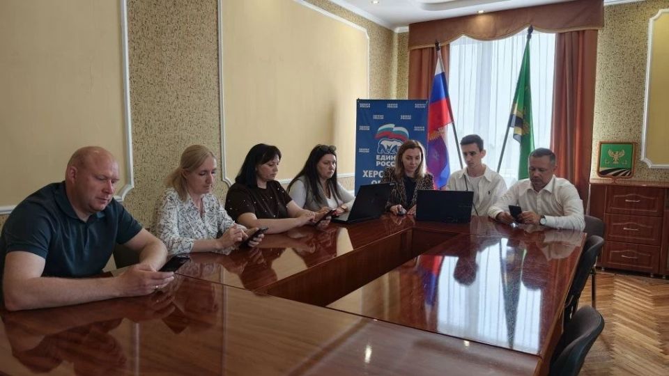 Ольга Осипенко: Приняла участие в предварительном голосовании «Единой России», отдав свой голос за одного из кандидатов Ольга Осипенко: Приняла участие в предварительном голосовании «Единой России», отдав свой голос за одного из кандидатов