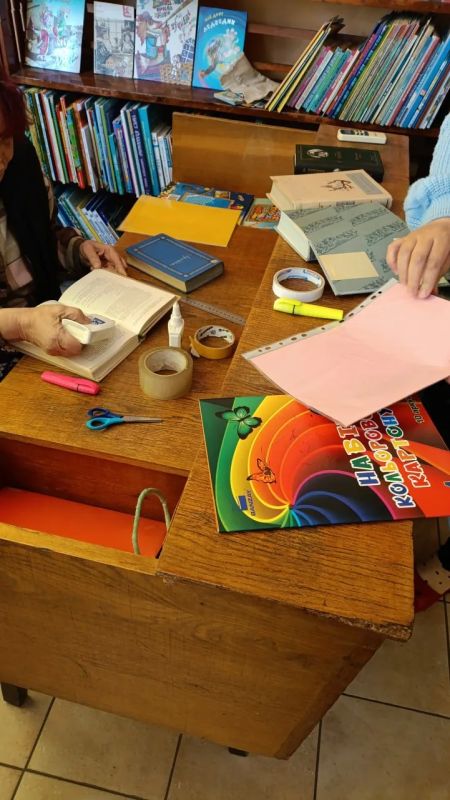 Книга сквозь века. Помните, как в детстве вы впервые пришли в библиотеку? Запах старых книг, шелест страниц, тишина, наполненная волшебством, и добрый библиотекарь, который помог найти самую интересную сказку… Завтра, 27 мая... Книга сквозь века. Помните, как в детстве вы впервые пришли в библиотеку? Запах старых книг, шелест страниц, тишина, наполненная волшебством, и добрый библиотекарь, который помог найти самую интересную сказку… Завтра, 27 мая...