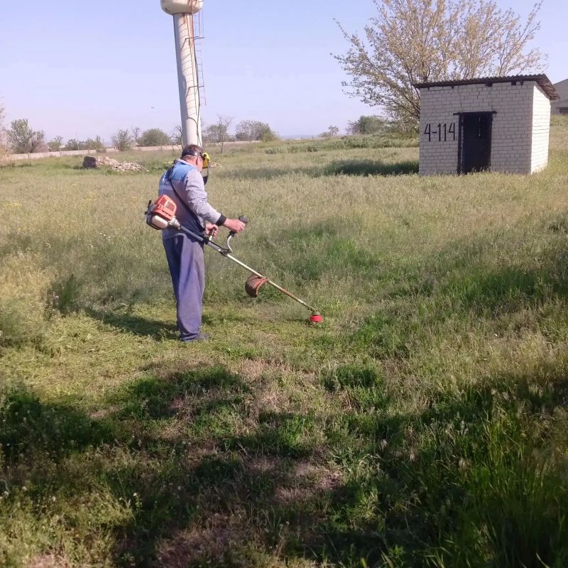 Сотрудники Великолепетихского ТПУ продолжают работы по обслуживанию водопроводной инфраструктуры округа Сотрудники Великолепетихского ТПУ продолжают работы по обслуживанию водопроводной инфраструктуры округа