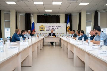 Сальдо обсудил с предпринимателями развитие экономики Херсонской области