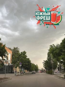 А вот и свежие фото из Геническа
