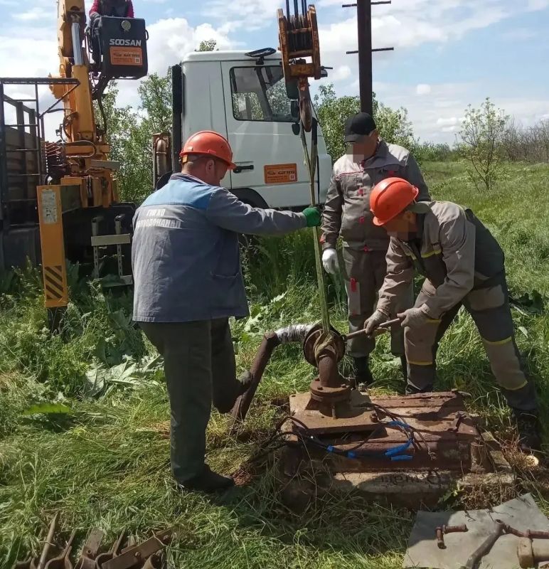 Сотрудники Великолепетихского ТПУ продолжают работы по обслуживанию водопроводной инфраструктуры округа