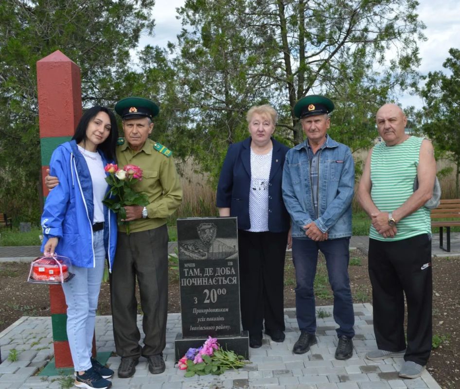 Надежда Бабешко: В Ивановке поздравили ветеранов пограничных войск с Днем пограничника Надежда Бабешко: В Ивановке поздравили ветеранов пограничных войск с Днем пограничника