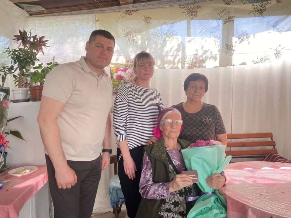 Три года ждала удостоверения Три года ждала удостоверения