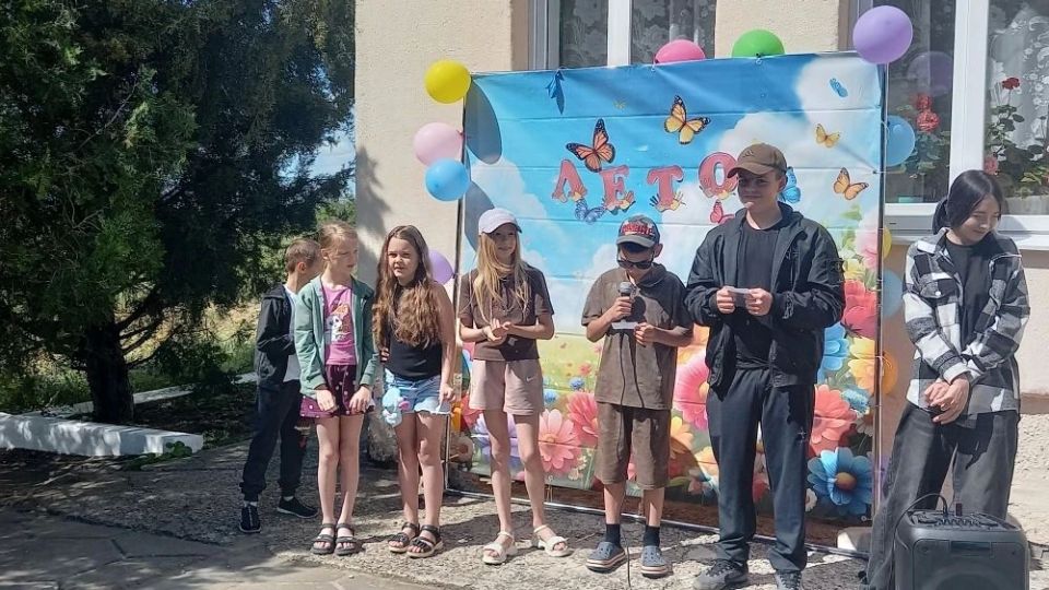 День защиты детей в Раздольном прошёл ярко и незабываемо День защиты детей в Раздольном прошёл ярко и незабываемо