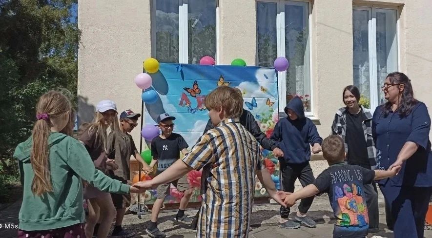 День защиты детей в Раздольном прошёл ярко и незабываемо День защиты детей в Раздольном прошёл ярко и незабываемо