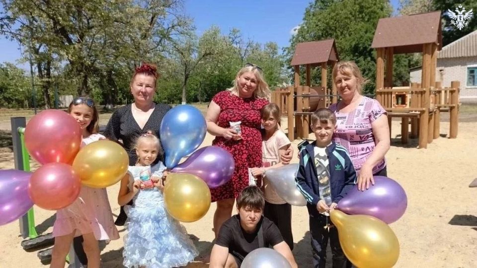 В Каховском округе создают детские и спортивные площадки по программе «Комплексное развитие сельских территорий» В Каховском округе создают детские и спортивные площадки по программе «Комплексное развитие сельских территорий»