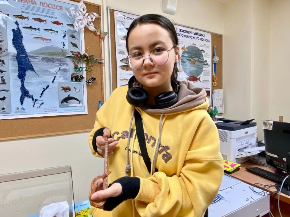 Скадовский лесхоз организовал ВКС-встречу школьников Херсонской и Сахалинской областей Скадовский лесхоз организовал ВКС-встречу школьников Херсонской и Сахалинской областей