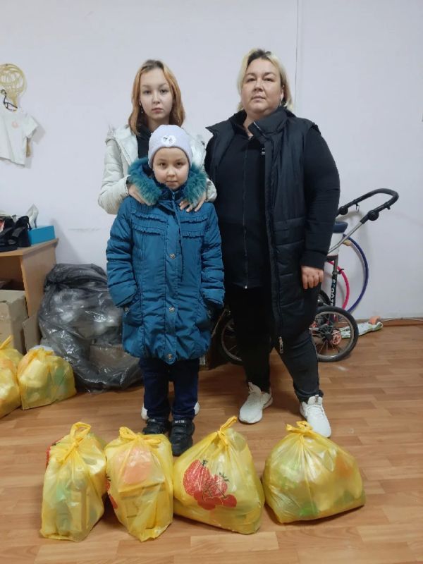 Дорогие друзья!. С Праздниками Вас! Дорогие друзья!. С Праздниками Вас!