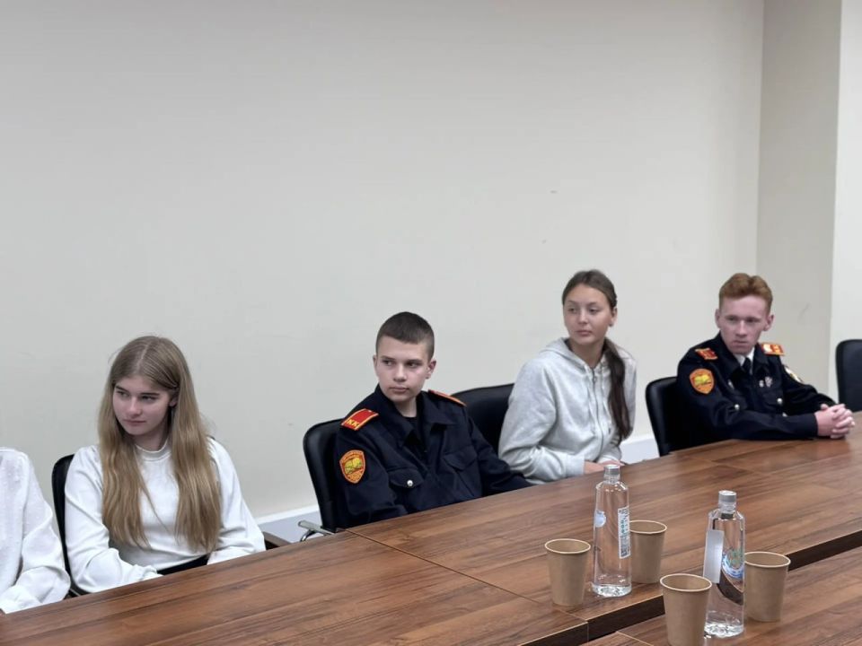 «День молодежного самоуправления»: 25 талантливых ребят со всей области получили возможность примерить на себя роли руководителей региональных органов власти «День молодежного самоуправления»: 25 талантливых ребят со всей области получили возможность примерить на себя роли руководителей региональных органов власти