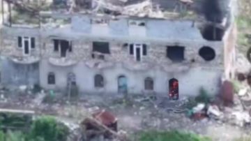 Наши операторы дронов точно бьют по позициям врага