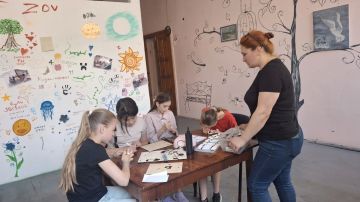 Мастер-класс, где эко-материалы превратились в искусство в Скадовске