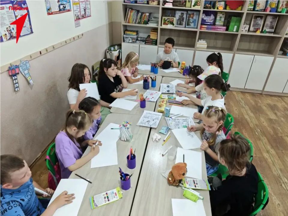 Первые Скадовской школы № 1 приняли участие в акции «ЭкоСупергерой» Первые Скадовской школы № 1 приняли участие в акции «ЭкоСупергерой»