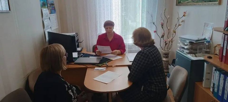 Приём граждан провела депутат Каховского Совета депутатов от партии «Единая Россия» Виктория Кузнецова
