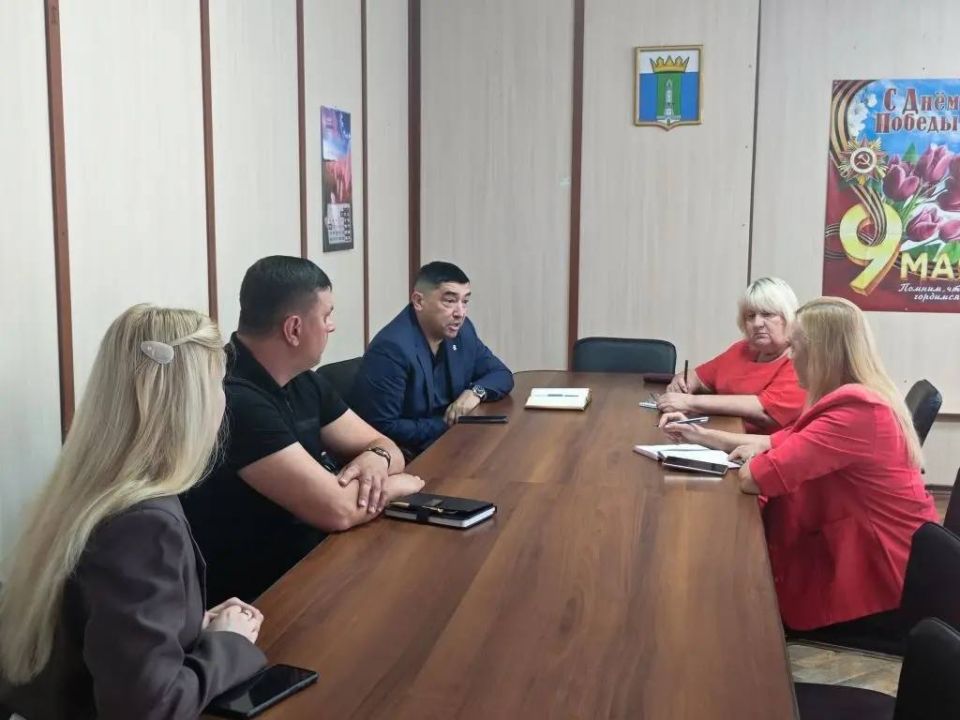 Энвер Абдураимов: Провёл рабочую встречу с временно исполняющей полномочия главы Каланчакского МО