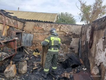 За минувшие сутки спасатели МЧС Херсонской области дважды привлекались к тушению пожаров