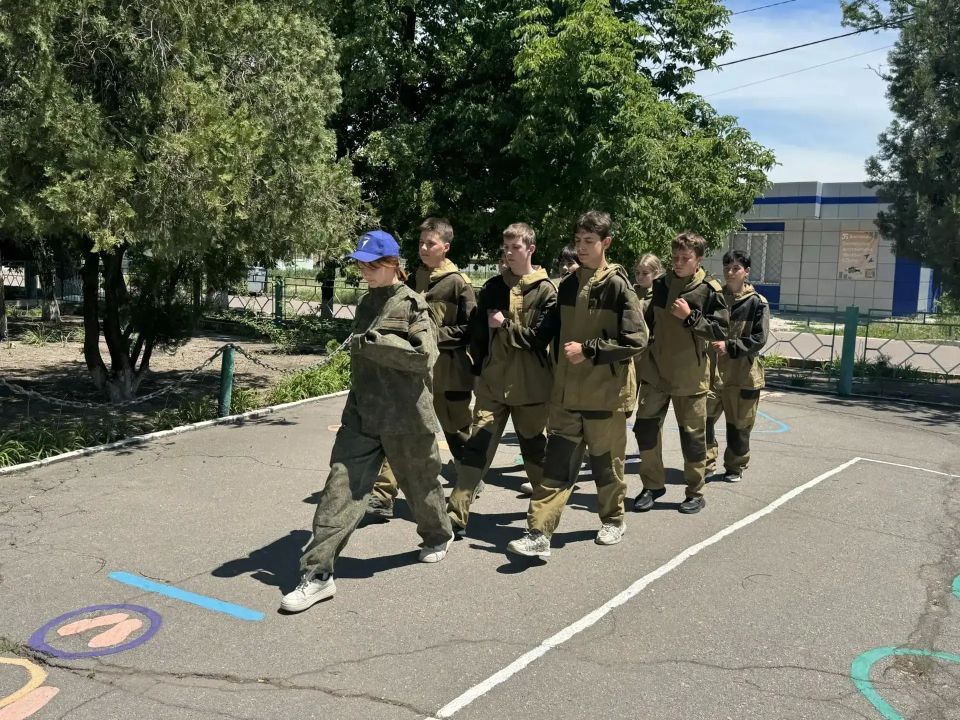 Ученики школы Скадовского округа активно готовятся к «Зарнице 2.0» Ученики школы Скадовского округа активно готовятся к «Зарнице 2.0»