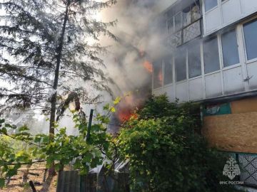 Пожар в многоквартирном доме произошел в Новой Каховке