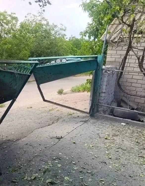 В Горностаевке в результате обстрела погибла мирная жительница В Горностаевке в результате обстрела погибла мирная жительница