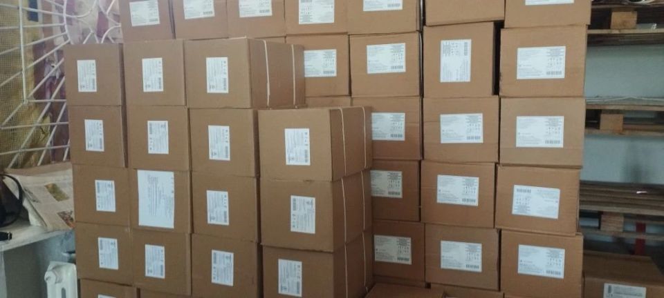 Более 800 продуктовых наборов было передано жителям пгт Любимовка Более 800 продуктовых наборов было передано жителям пгт Любимовка