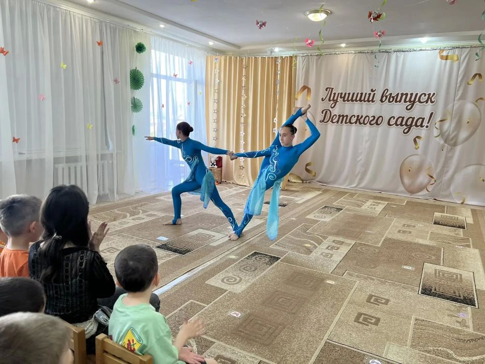 В детском саду «Чебурашка» отпраздновали День друзей: цирк, игры и сказка о самом главном В детском саду «Чебурашка» отпраздновали День друзей: цирк, игры и сказка о самом главном