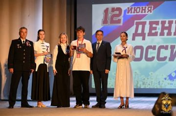 � ���������� ������� � ���������� ��� ������ � ������ ��������� "�� � �������� ������" 14-������ ���������� ������������ ������� ������ ��������