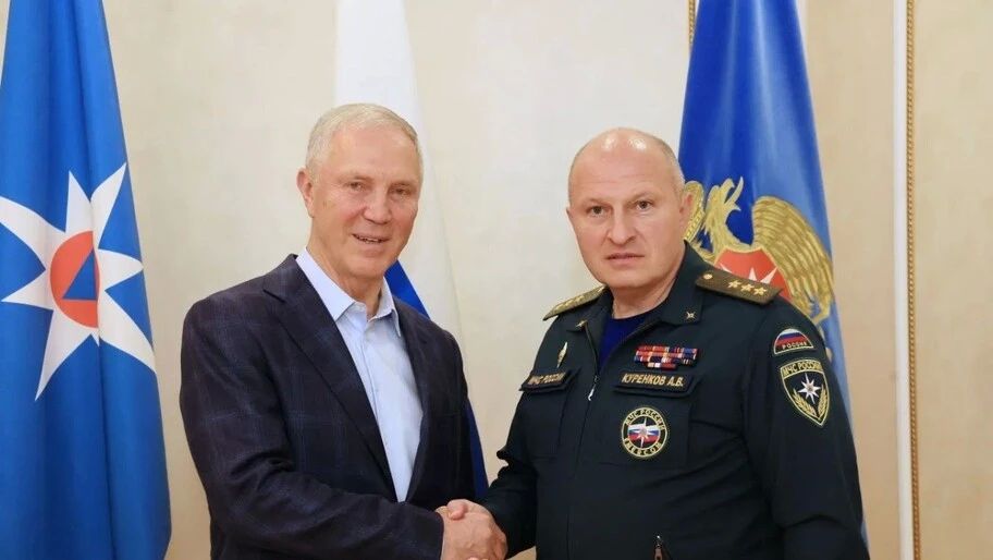 Сальдо обсудил с главой МЧС России развитие системы оповещения населения
