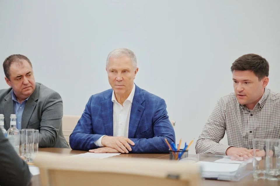 Владимир Сальдо обсудил с главой Росмолодежи развитие молодежной инфраструктуры Владимир Сальдо обсудил с главой Росмолодежи развитие молодежной инфраструктуры