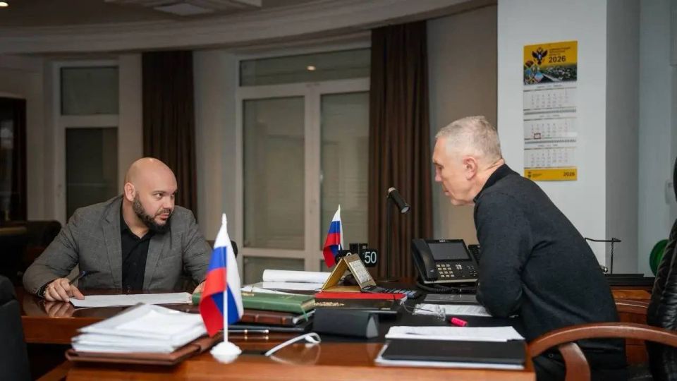 Сергей Георгиев: Сегодня день рождения у Губернатора Херсонской области Владимира Васильевича Сальдо Сергей Георгиев: Сегодня день рождения у Губернатора Херсонской области Владимира Васильевича Сальдо