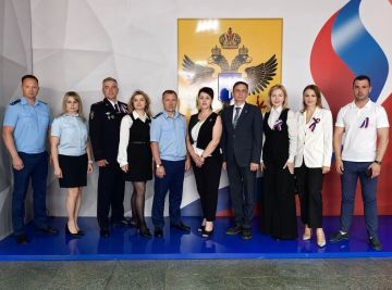 В единстве наша сила: В Геническе отметили День России!