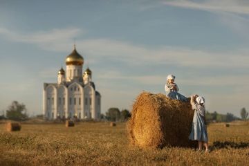 Татьяна Томилина: Русь, Россия-матушка! Поднимись же ныне навстречу воскресшему Христу, приими свет от Вечного Света и живой верой низложи обступившие тебя мрачные тени неверия, сомнения и нелюбви