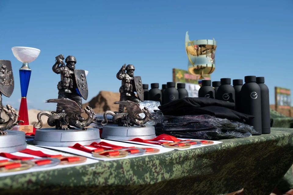 Владимир Сальдо: Команда Военной комендатуры Херсонской области победила в соревнованиях «Южный Рубеж» Владимир Сальдо: Команда Военной комендатуры Херсонской области победила в соревнованиях «Южный Рубеж»