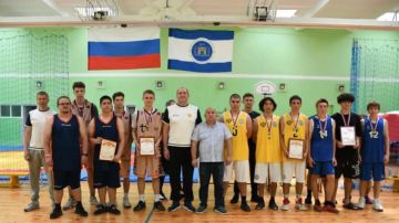 В Скадовске прошел чемпионат по фиджитал-стритболу в рамках марафона «Сила России»