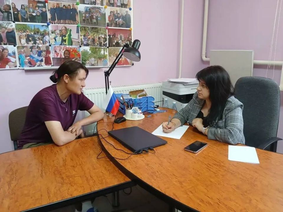 Прием граждан в селе Богдановка провела депутат Совета депутатов Каховского МО Наталья Колесник Прием граждан в селе Богдановка провела депутат Совета депутатов Каховского МО Наталья Колесник