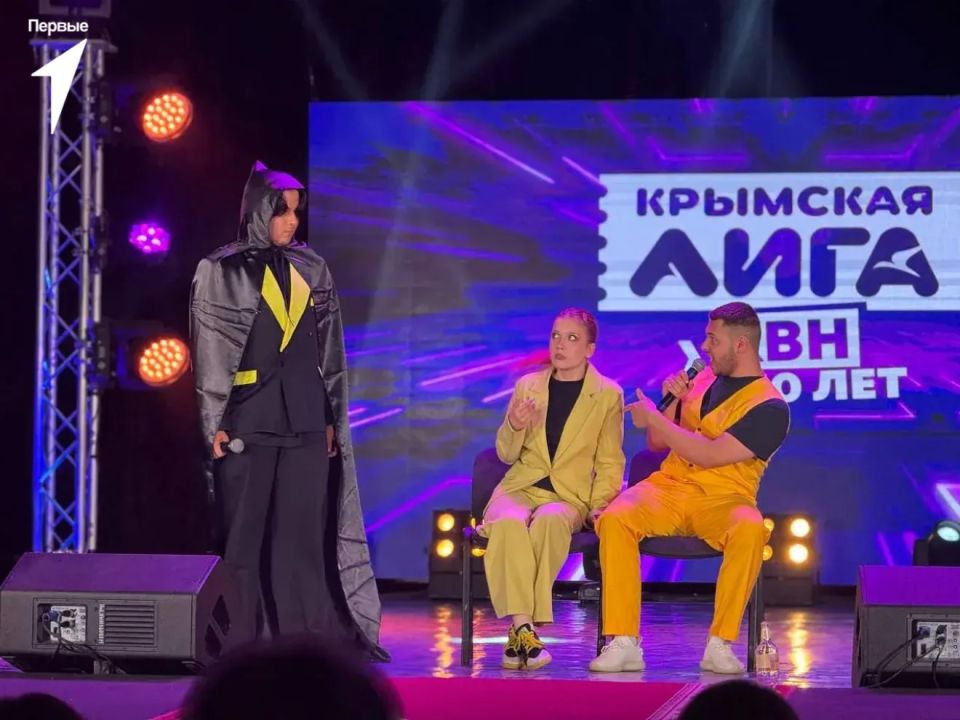 Сборная Херсонской области вышла в полуфинал Крымской официальной лиги КВН Сборная Херсонской области вышла в полуфинал Крымской официальной лиги КВН