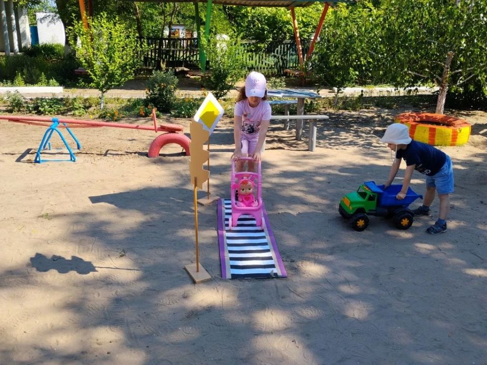 «День дорожной грамотности»: в Скадовском округе юные пешеходы повторили правила безопасности «День дорожной грамотности»: в Скадовском округе юные пешеходы повторили правила безопасности