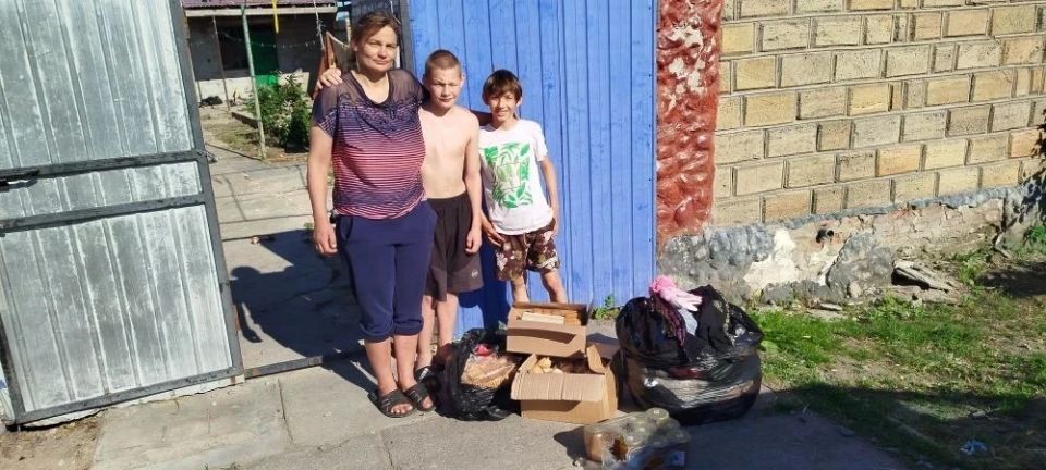 Забота о людях: в Скадовском округе продолжается оказание гуманитарной помощи Забота о людях: в Скадовском округе продолжается оказание гуманитарной помощи