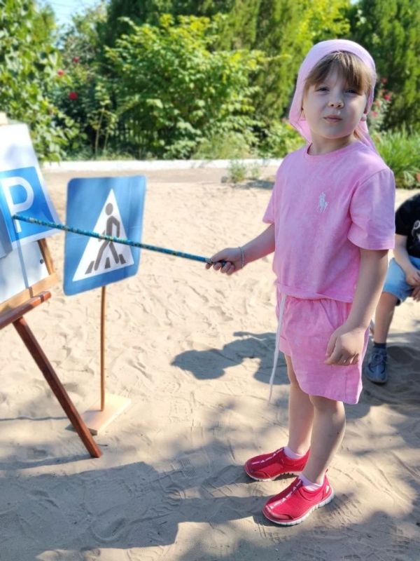 «День дорожной грамотности»: в Скадовском округе юные пешеходы повторили правила безопасности «День дорожной грамотности»: в Скадовском округе юные пешеходы повторили правила безопасности