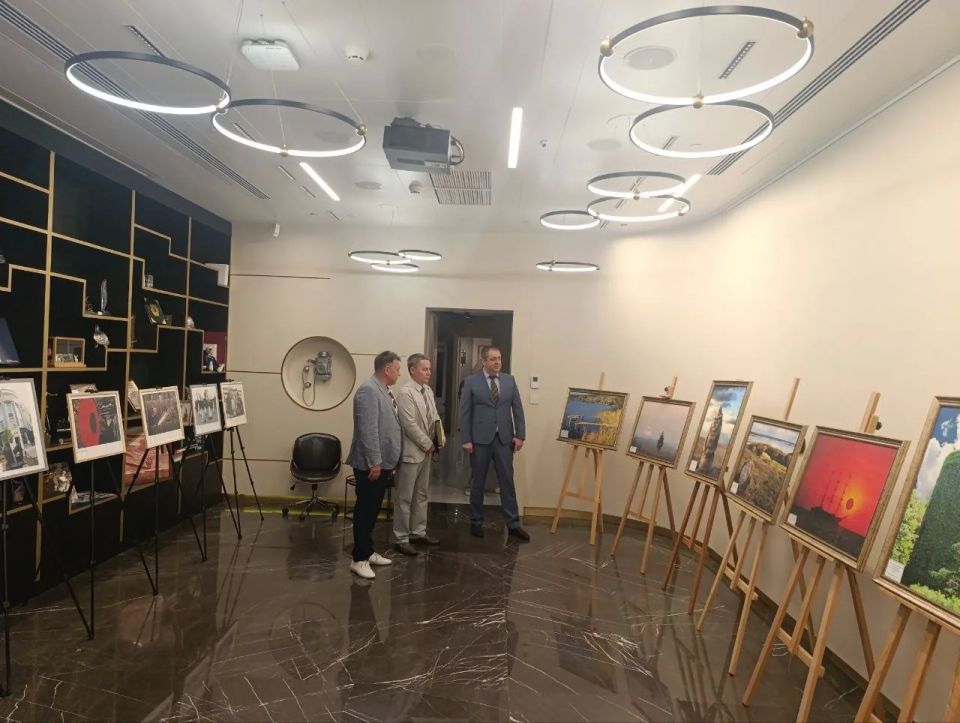 В Москве открылась фотовыставка уроженца Херсона Николая Третьяка "Херсонщина — по волнам моей памяти" В Москве открылась фотовыставка уроженца Херсона Николая Третьяка "Херсонщина — по волнам моей памяти"