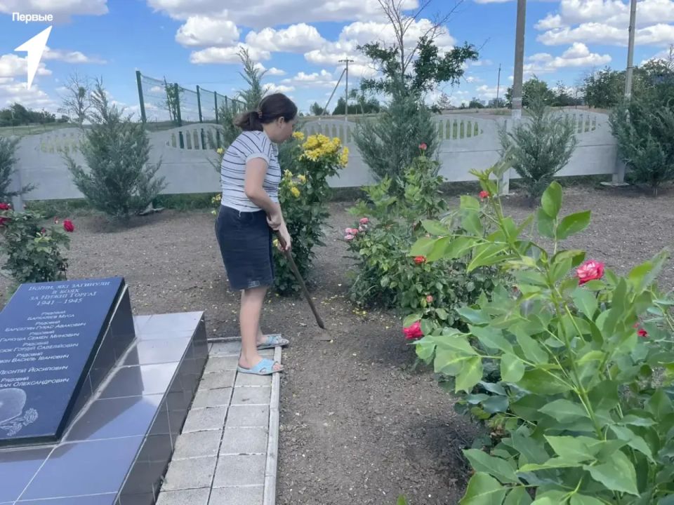 Первые Нижних Торгаев приняли участие в благоустройстве Мемориала Памяти Первые Нижних Торгаев приняли участие в благоустройстве Мемориала Памяти