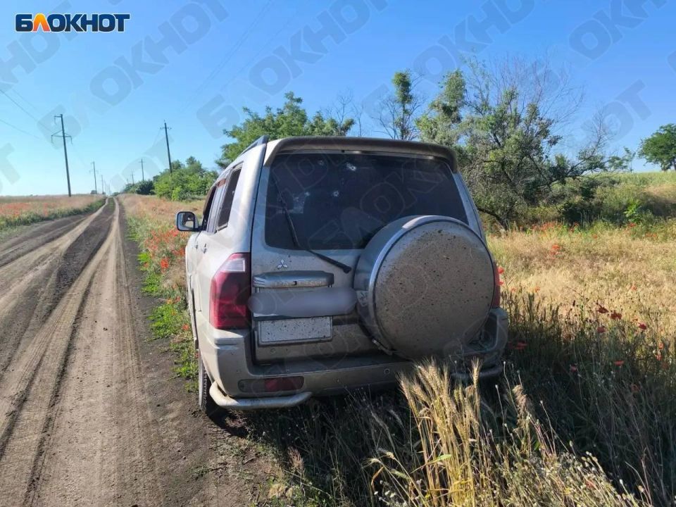 FPV-дрон ВСУ ударил по мирным жителям в селе Зелёный Под FPV-дрон ВСУ ударил по мирным жителям в селе Зелёный Под