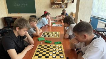 В Каховке прошел детский турнир по шашкам, приуроченный ко Дню основания Херсона