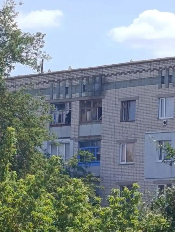 Боевики ВСУ атаковали Новокаховский округ: ранен мужчина Боевики ВСУ атаковали Новокаховский округ: ранен мужчина