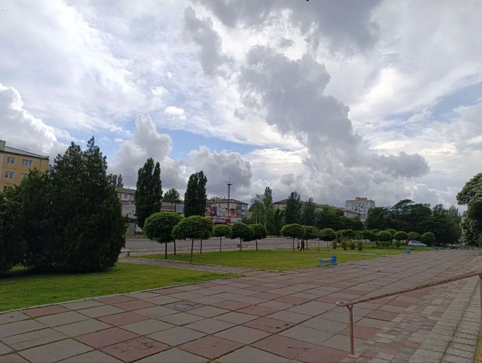 Доброе утро!. Суббота нас встречает солнышком и приятным теплом Доброе утро!. Суббота нас встречает солнышком и приятным теплом
