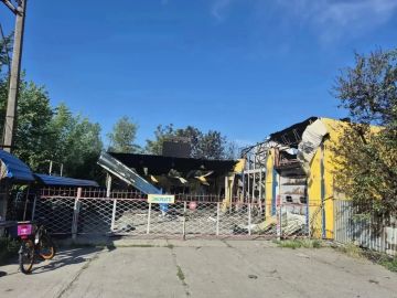 Трое раненых, повреждены жилые дома и СТО: ВСУ нанесли массированные удары по Херсонской области