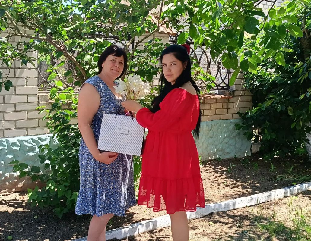 В Красном Подоле поздравили любимого медработника В Красном Подоле поздравили любимого медработника