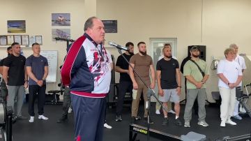 ����� � ������: � ��������� ������ �����, ����������� 85-����� ������ ������� ������������� ����� 21 ����, �������� ��� ������ � ������, � ������ �������� �������� ������ ��������� � ��������� ���������� ����������...