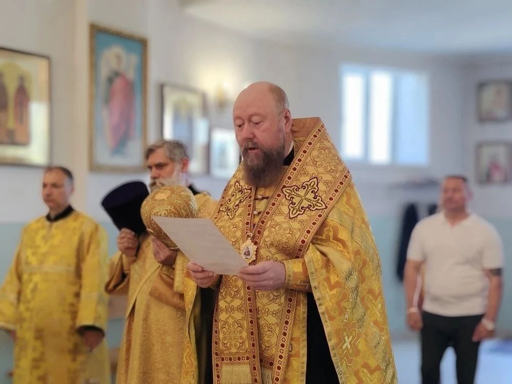 В памятную дату 22 июня епископ Скадовский и Алешкинский Филарет совершил богослужение в скадовском Свято-Сергиевском храме В памятную дату 22 июня епископ Скадовский и Алешкинский Филарет совершил богослужение в скадовском Свято-Сергиевском храме